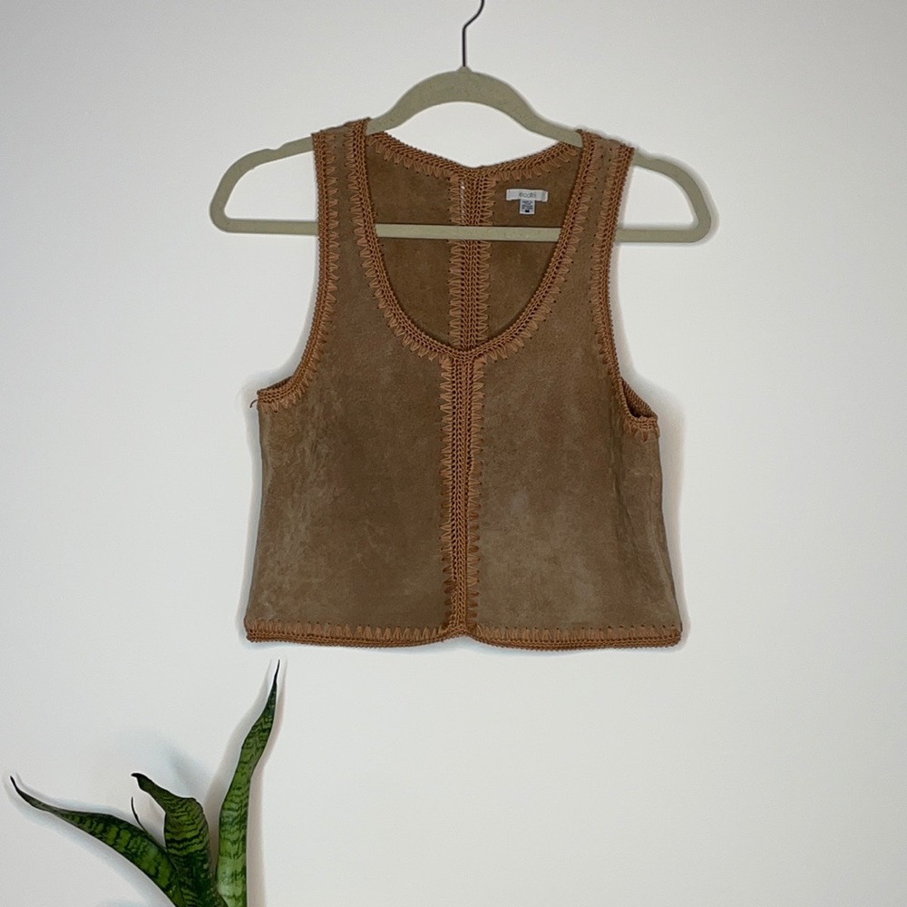 LEATHER EMBROIDERED TOP